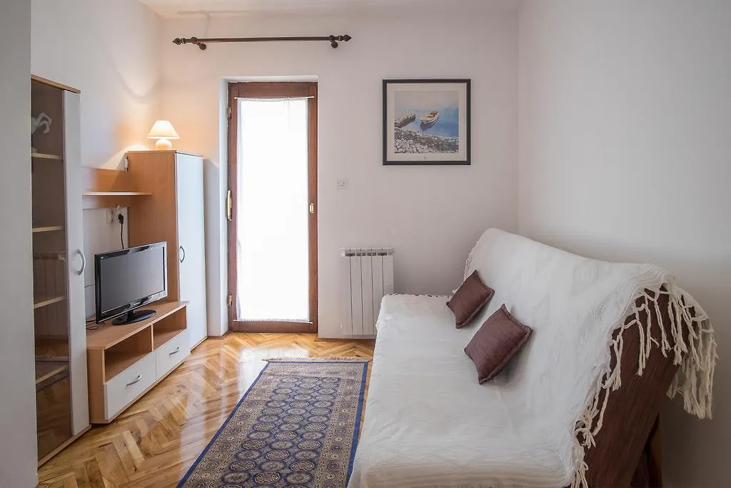 Apartments Durda Krk Town 0*,