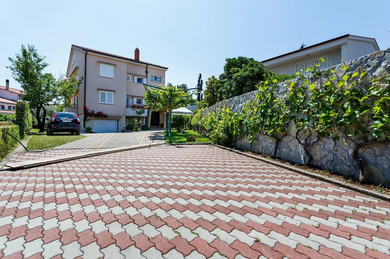 Apartments Durda Krk Town